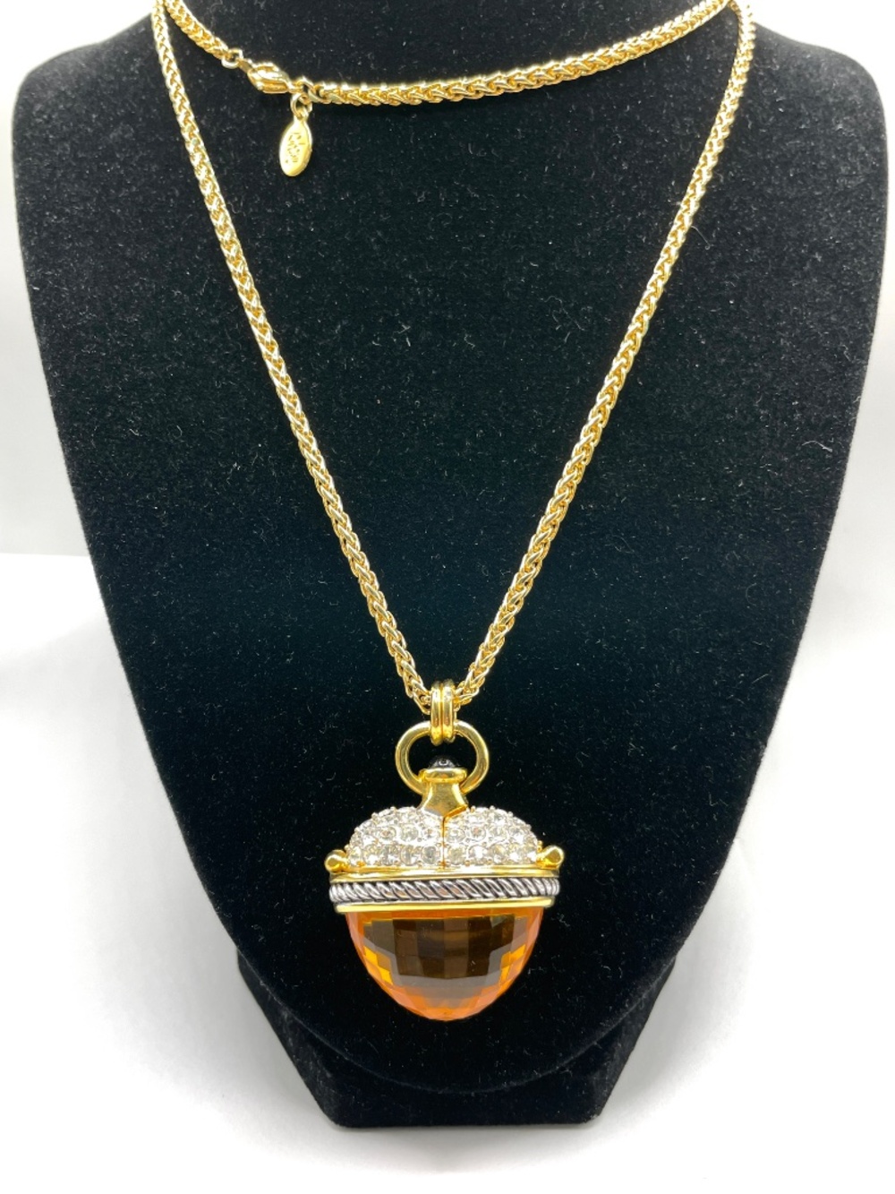 Vintage Joan Rivers Classics Collection Acorn Locket Pendant Necklace